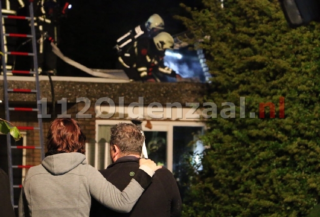 VIDEO: Woning in Denekamp loopt veel schade op bij brand