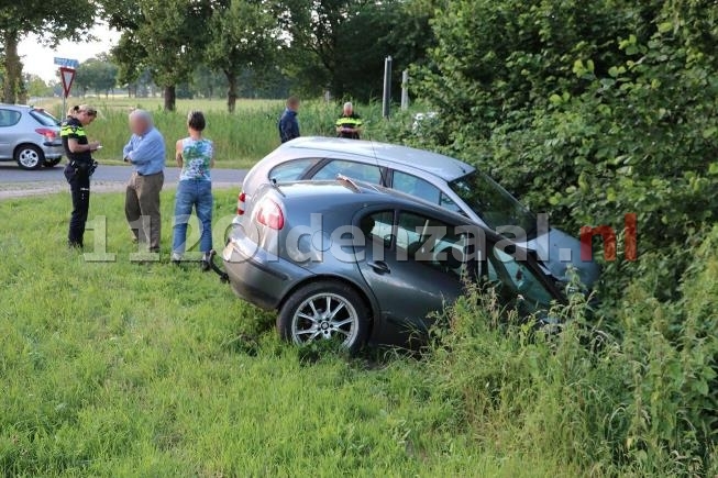 UPDATE: Bestuurder onder invloed veroorzaakt botsing N343 tussen Weerselo en Fleringen