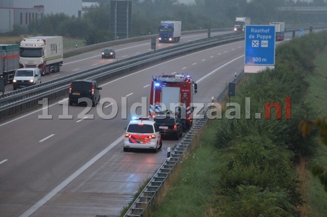 Foto: Autobrand grensovergang A1 De Lutte