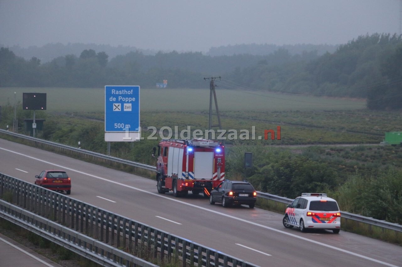 UPDATE: Autobrand grensovergang A1 De Lutte