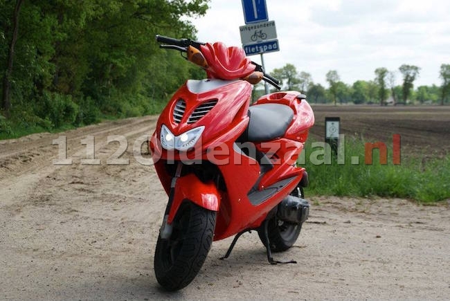 foto’s: Scooter gestolen Bloemenkamplaan Oldenzaal