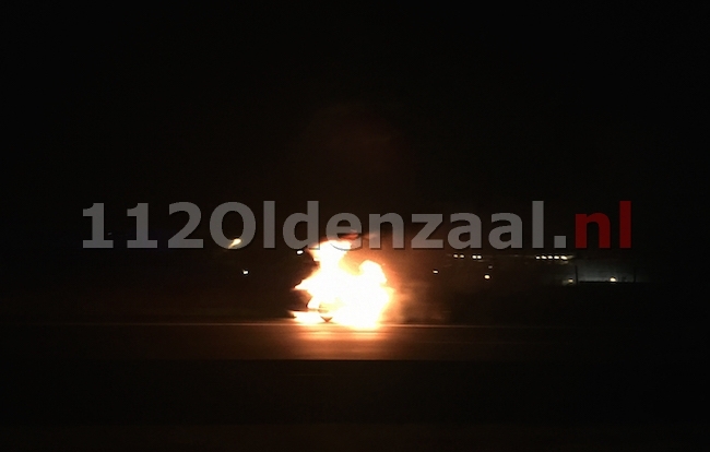 foto: Autobrand op A1 Oldenzaal