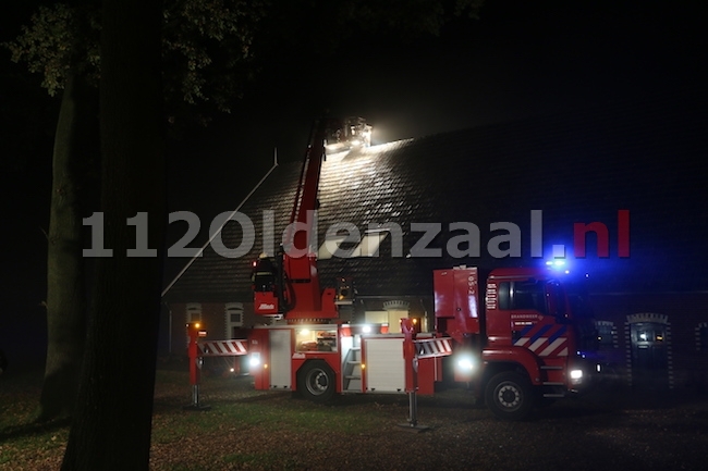 foto 2: Brandweer rukt uit voor schoorsteenbrand in Rossum
