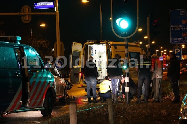 foto: Voetganger aangereden op de Enschedesestraat in Oldenzaal