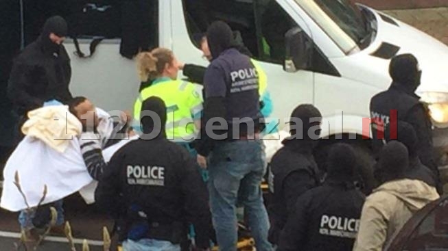 VIDEO 3: Omgeving afgegrendeld na politieactie in Oldenzaal, Rijksrecherche doet onderzoek