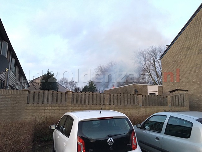 foto: Schade bij coniferenbrand Oldenzaal