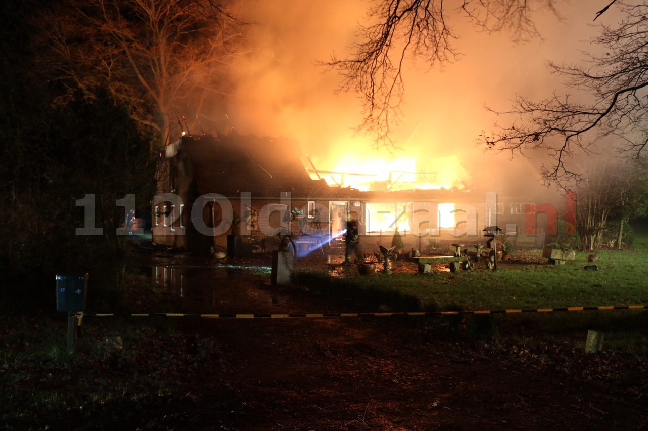 UPDATE: Woonboerderij in Beuningen verwoest door brand
