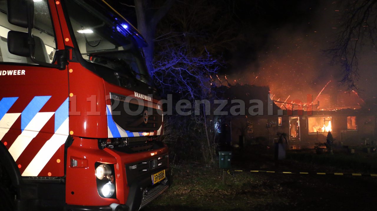 foto 5: Uitslaande woningbrand Beuningen, woning volledig in brand