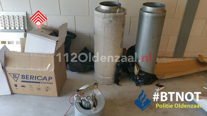 Foto 2: Politie ontdekt geruimde hennepkwekerij in Oldenzaal 