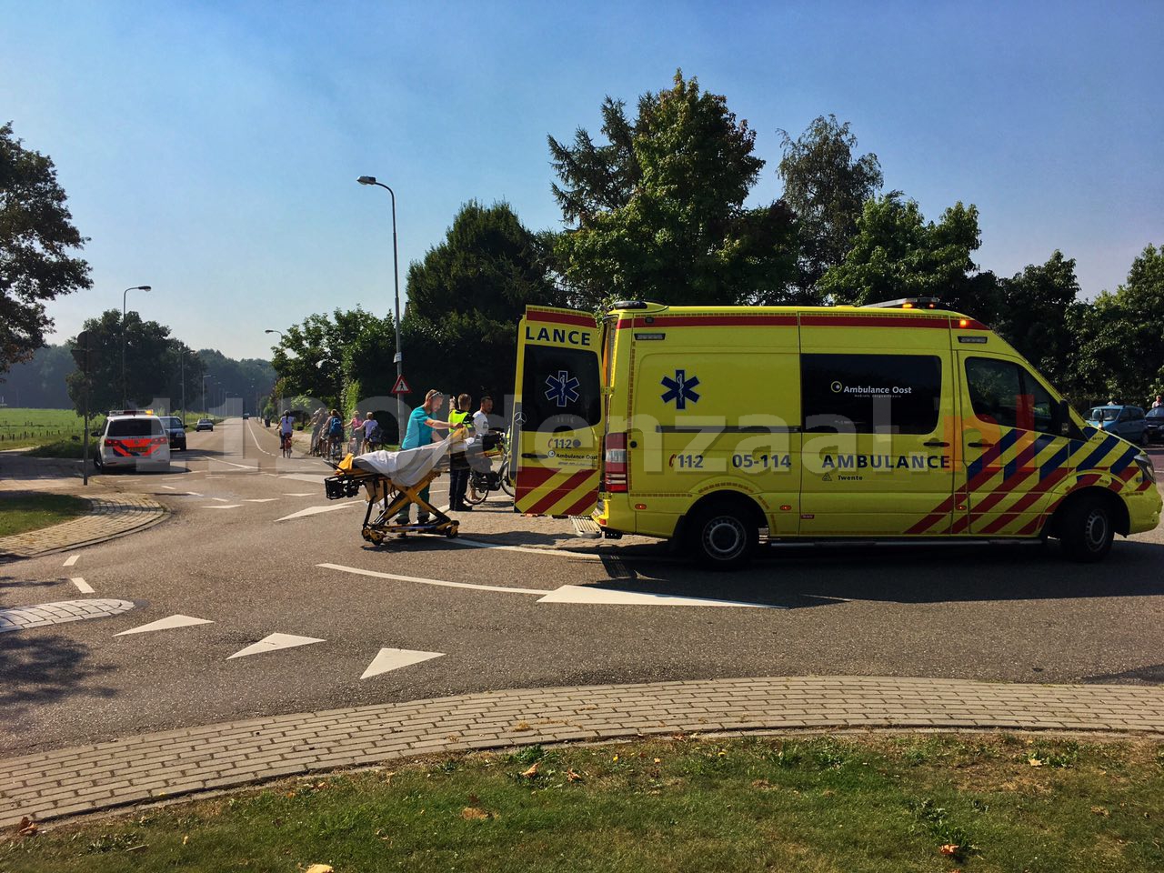 UPDATE: Fietsster in Oldenzaal gewond naar ziekenhuis