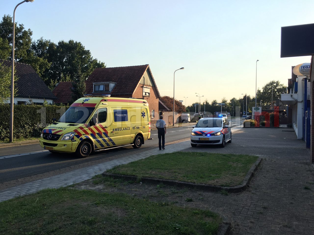 Foto 2: Ongeval tussen twee auto’s op Thorbeckestraat Oldenzaal