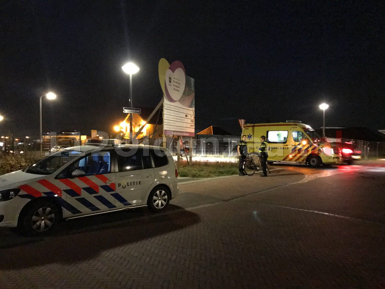 Foto 2: Fietsster raakt gewond bij aanrijding in Oldenzaal