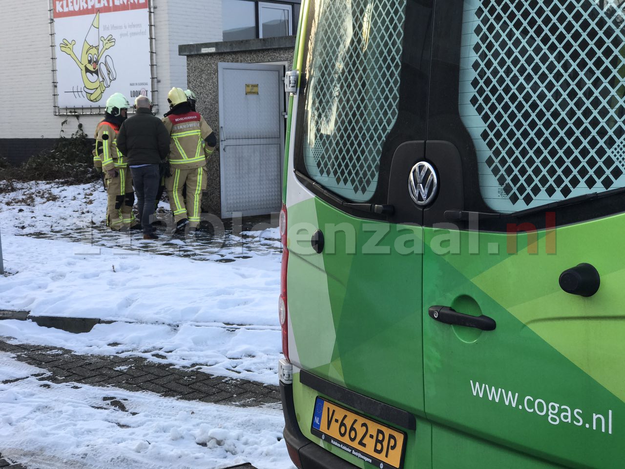 Foto 4: Brand in transformatorhuis Oldenzaal; bedrijven zonder stroom