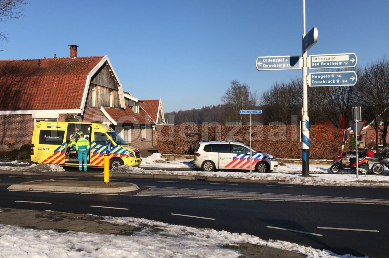 Foto: Hulpdiensten rukken uit voor ongeval in De Lutte