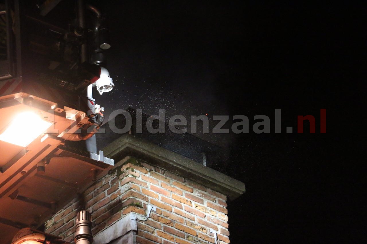 Foto 3: Flinke schoorsteenbrand in Ootmarsum