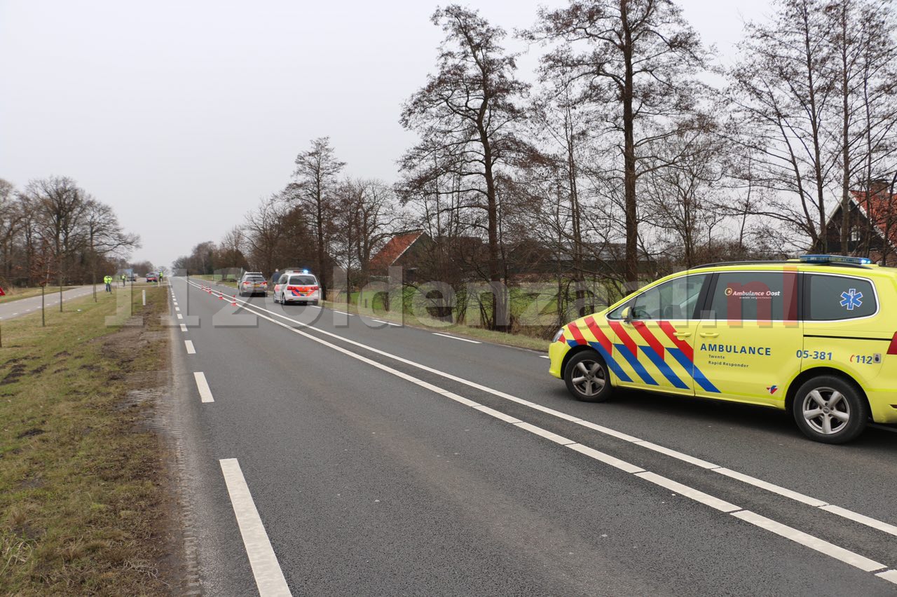 VIDEO: Gewonde bij aanrijding tussen Oldenzaal en Denekamp