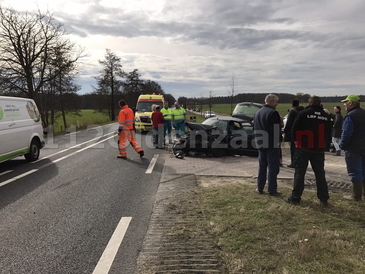 Foto: Opnieuw gewonde bij aanrijding Denekamperstraat Beuningen