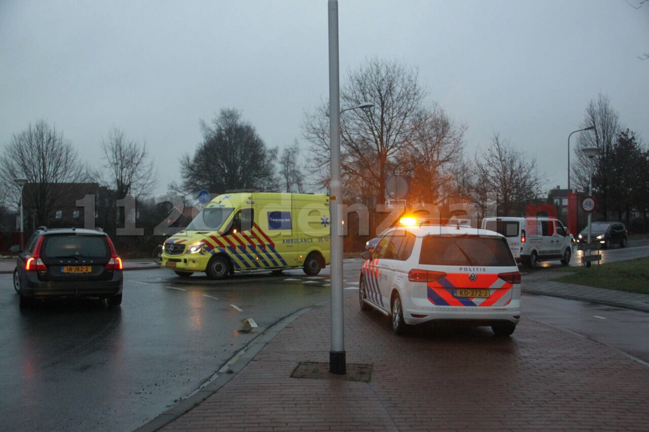 Foto: Meisje gewond bij aanrijding rotonde Griekenlandlaan