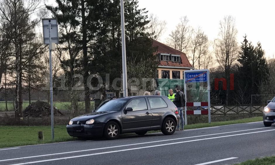 Foto: Schade bij kop-staartbotsing Denekamp