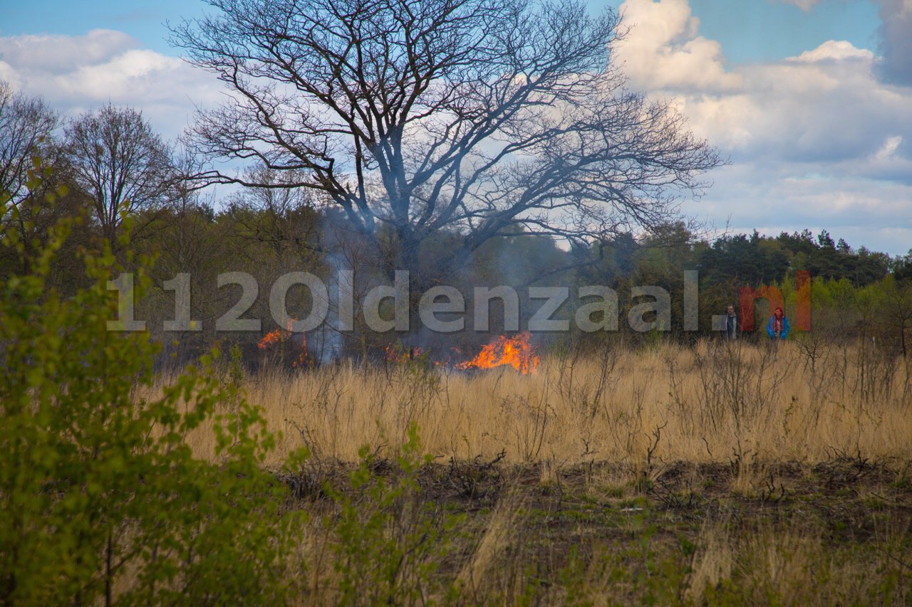 Flinke natuurbrand Bergvennen bij Lattro