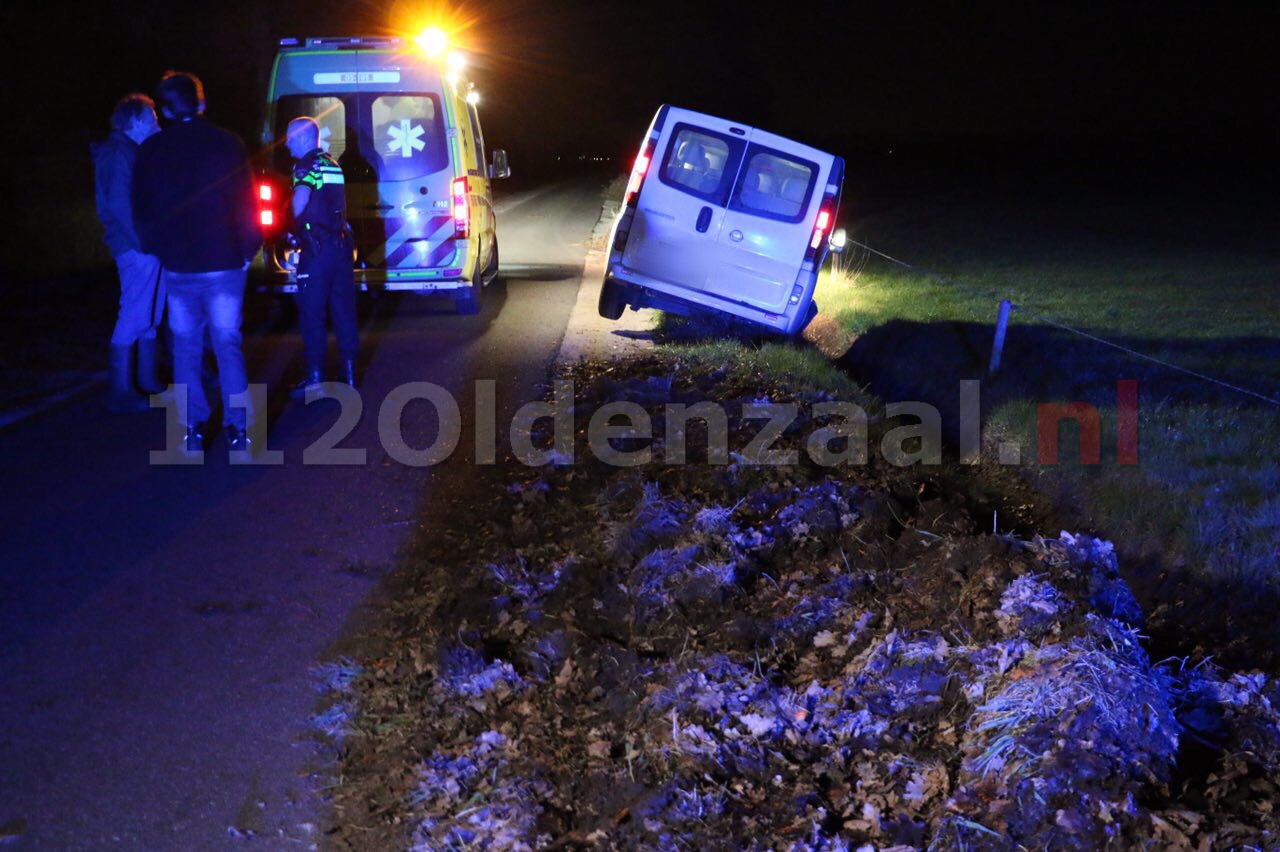 Video: Bestuurder gewond bij aanrijding in Agelo