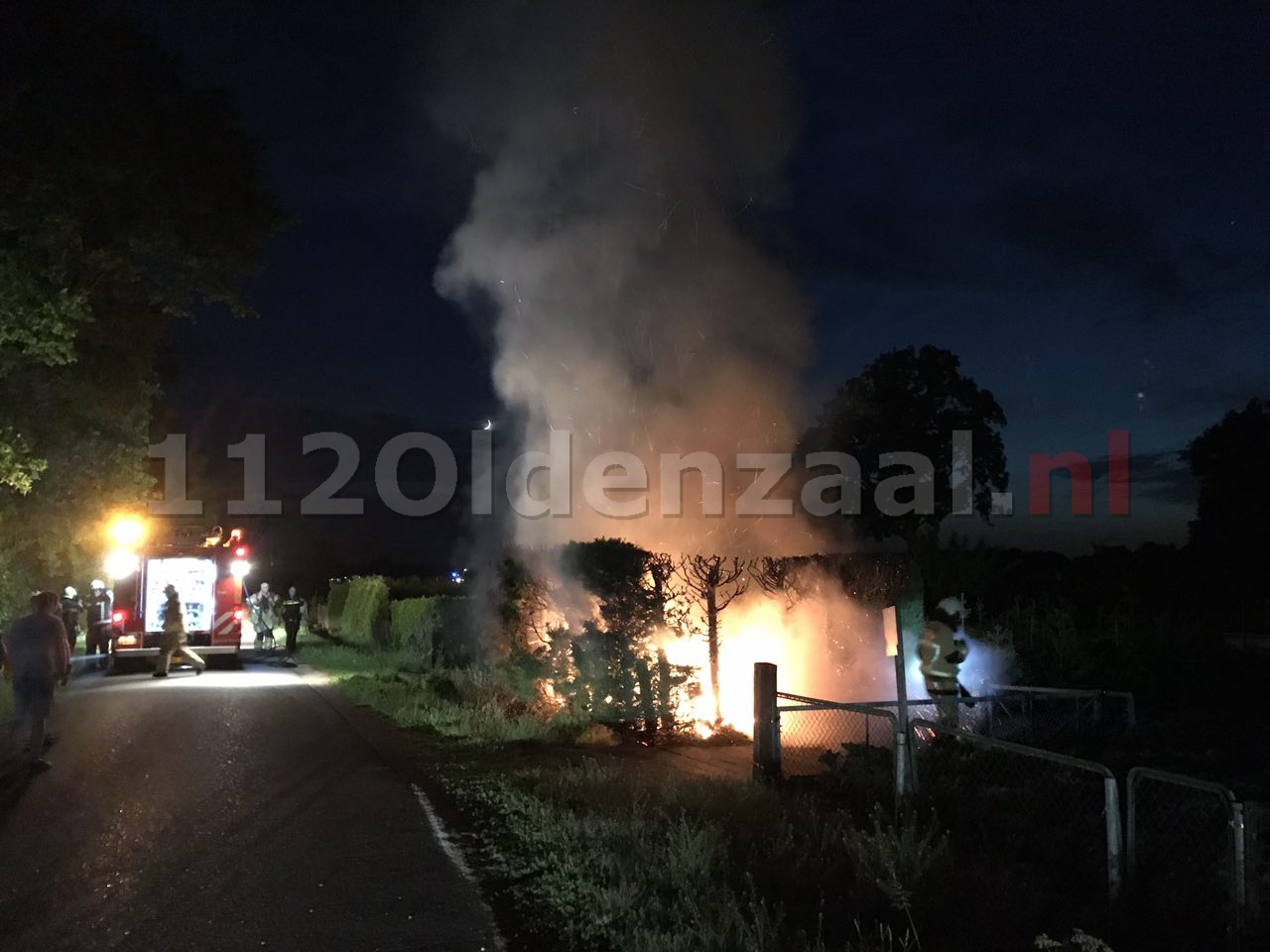 Foto: Drie jongens aangehouden bij branden in Deurningen