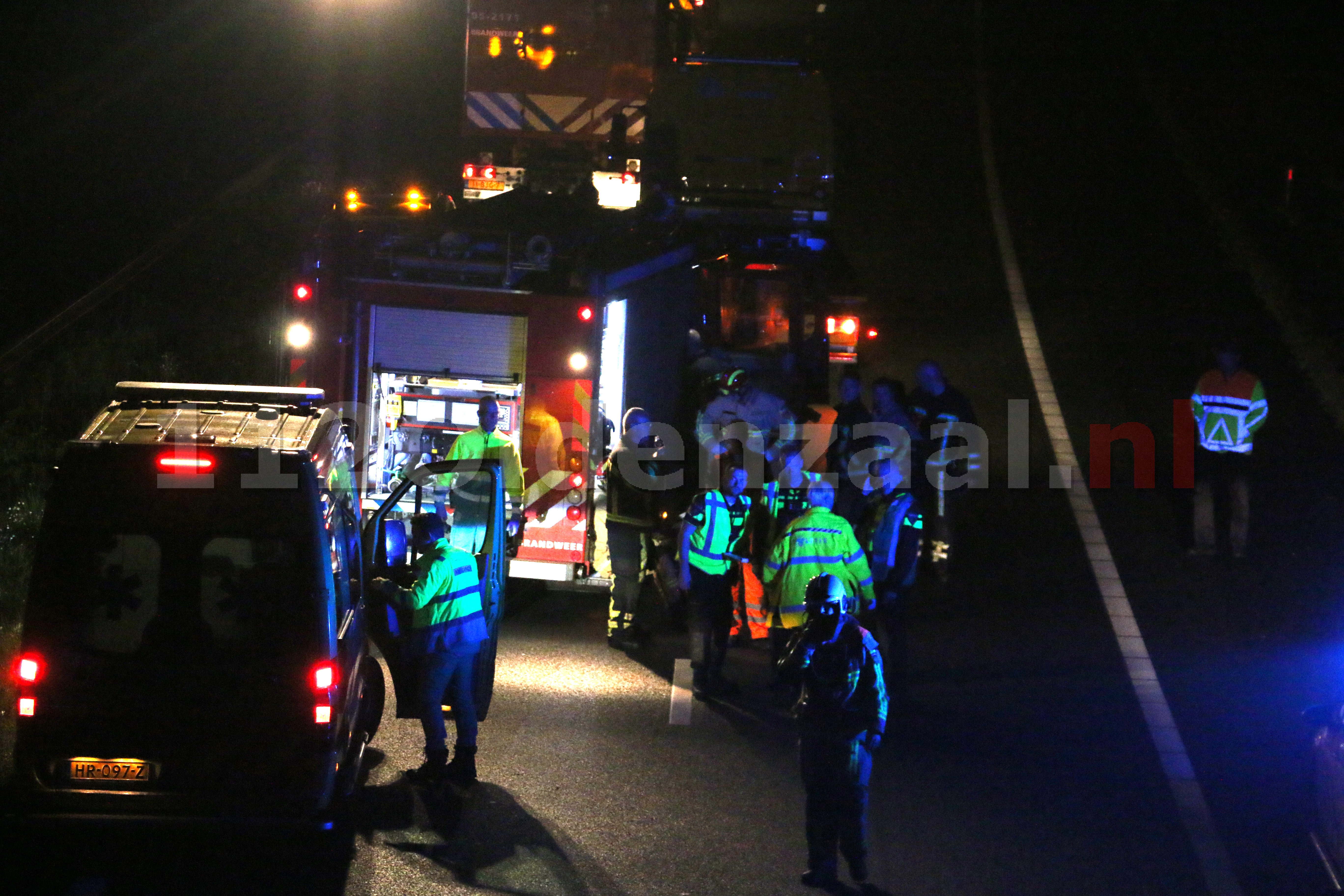 Automobilist omgekomen bij aanrijding op A1 De Lutte; snelweg afgesloten