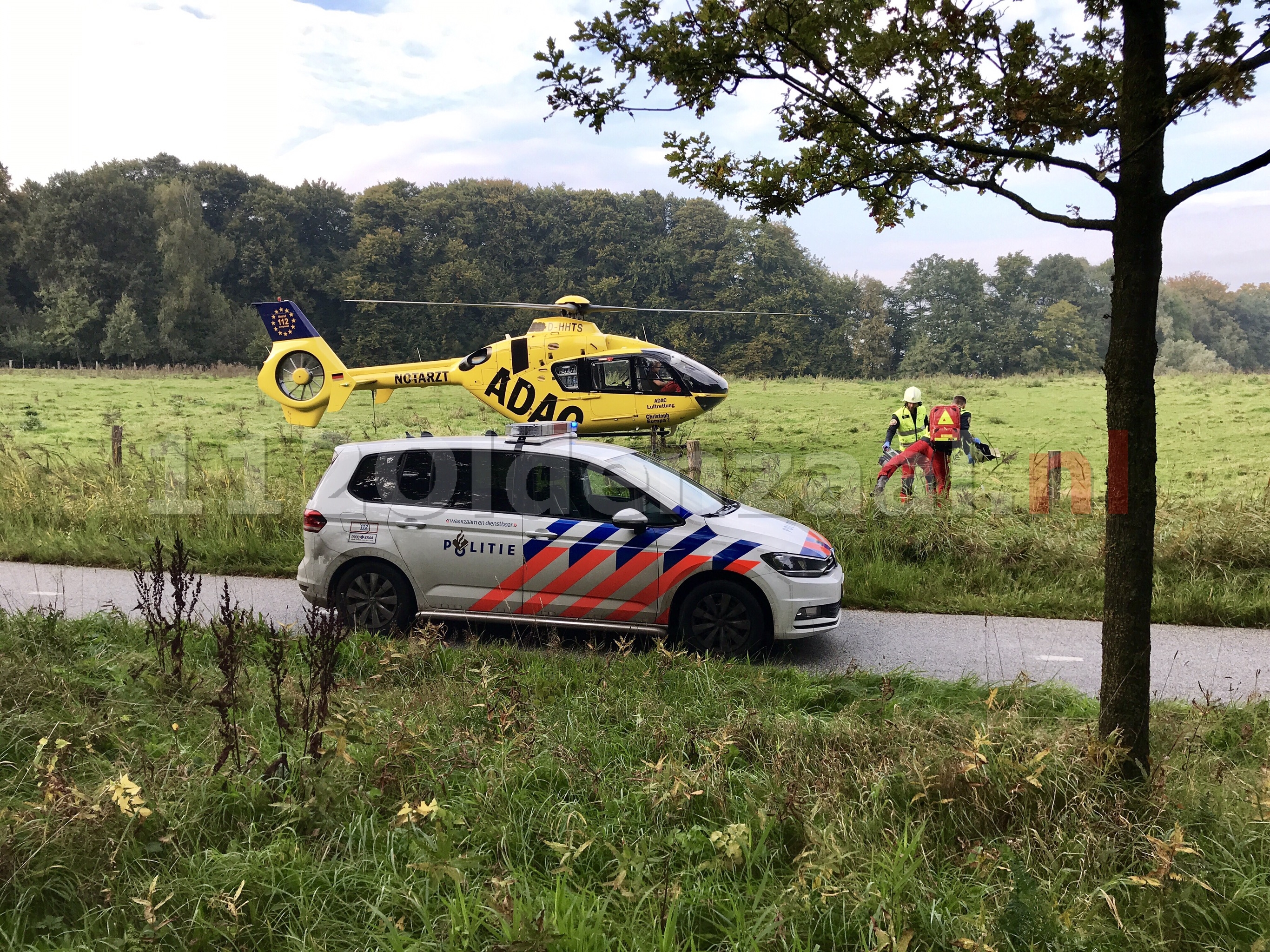 Ernstige aanrijding tussen De Lutte en Oldenzaal; traumahelikopter ingezet