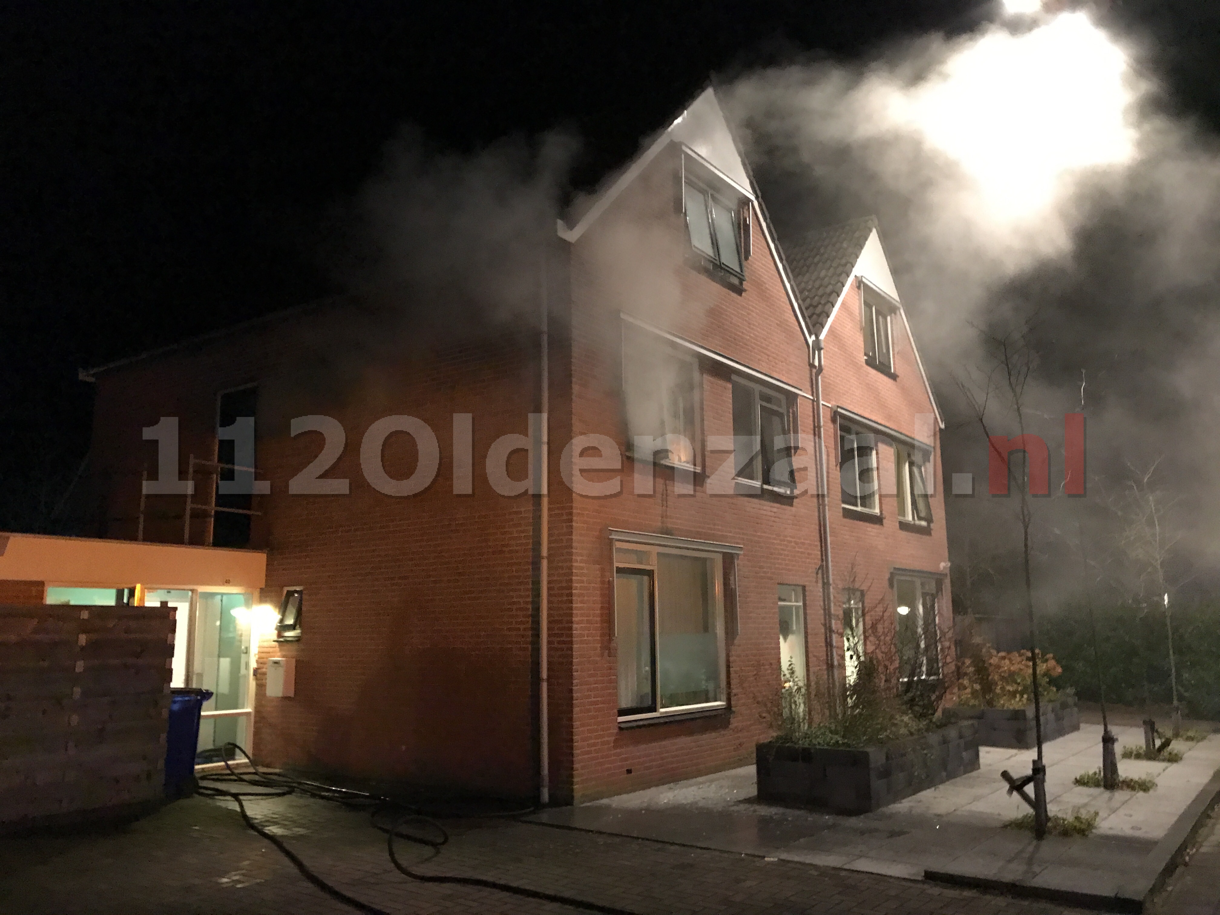 Video: Brand in slaapkamer jeugdzorginstelling Oldenzaal