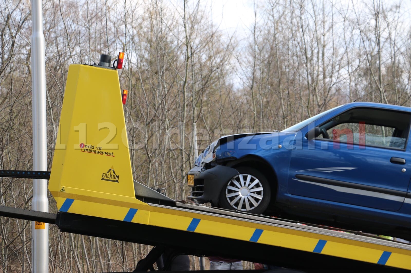 Een persoon gewond na aanrijding Denekamperstraat