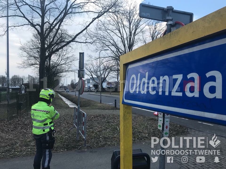 Bestuurders staande gehouden bij snelheidscontrole Schapendijk Oldenzaal