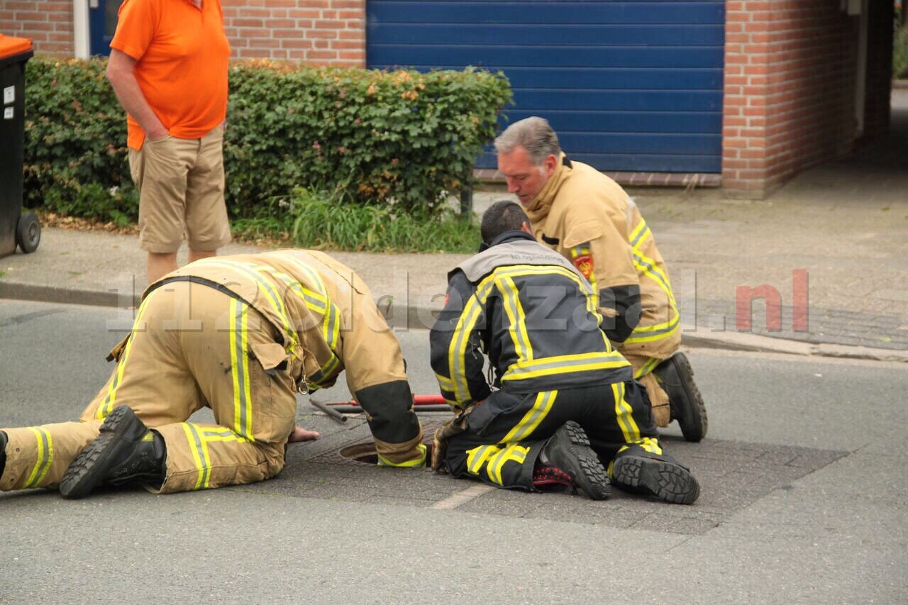 Brandweer rukt uit voor gaslucht aan Tulpstraat Oldenzaal