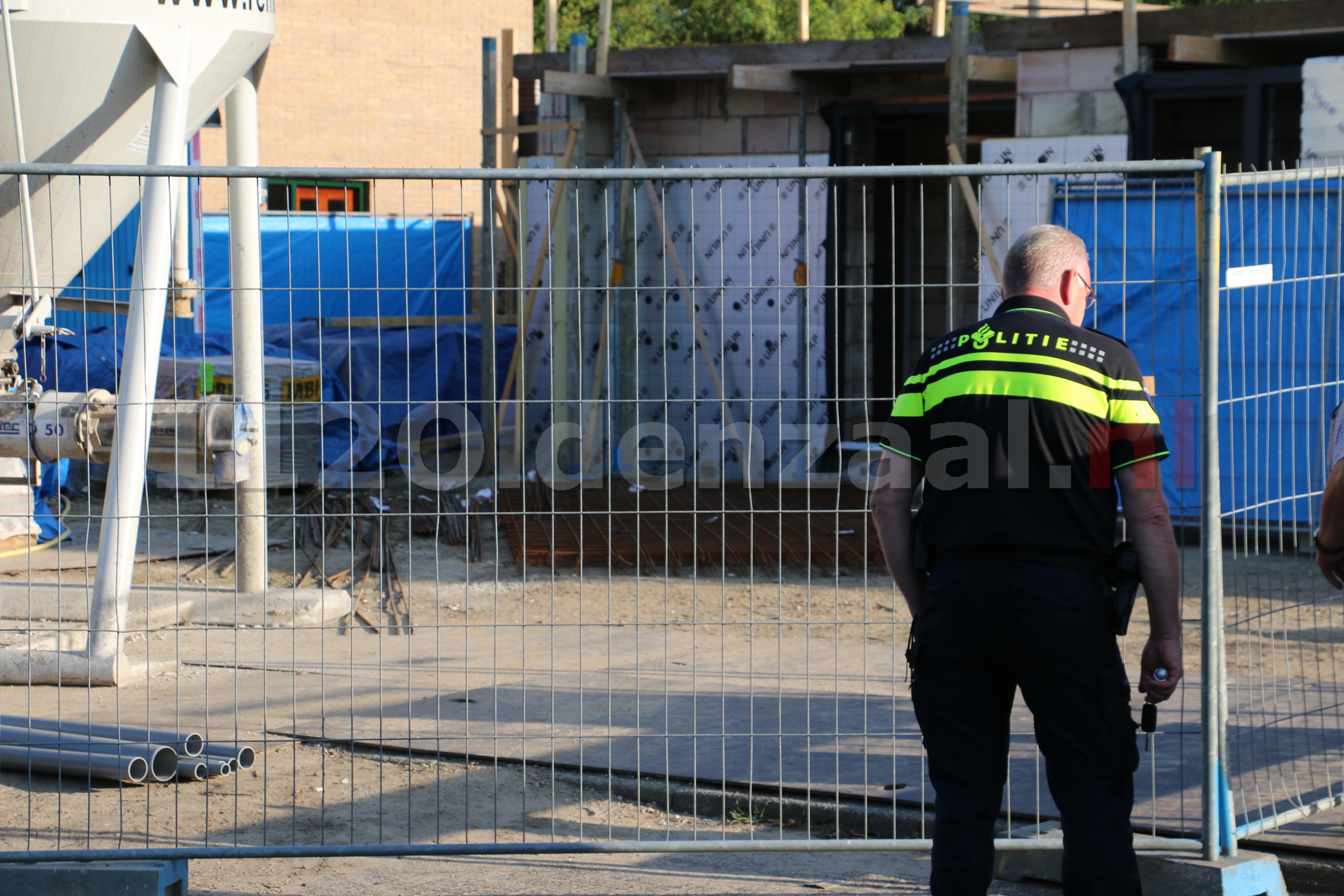 UPDATE: Bouwvakker gewond na ongeval op bouwplaats; traumahelikopter landt in Oldenzaal