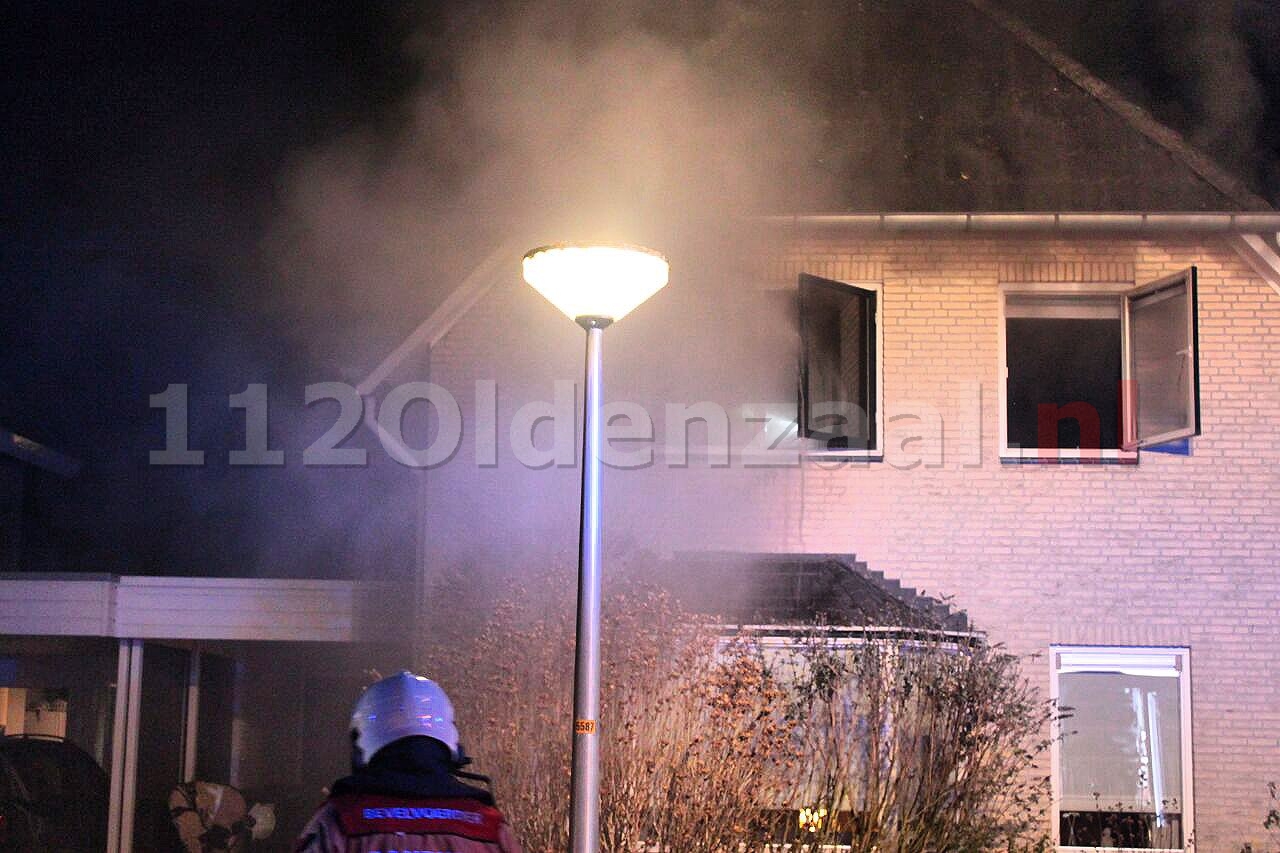 UPDATE (foto): Forse woningbrand in Oldenzaal