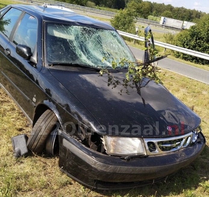 Twee personen aangehouden na achtervolging op A1 bij Oldenzaal