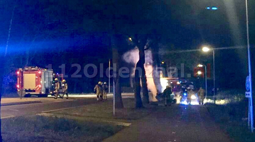 Ernstig ongeval Oldenzaalsestraat Losser; auto breekt in twee stukken