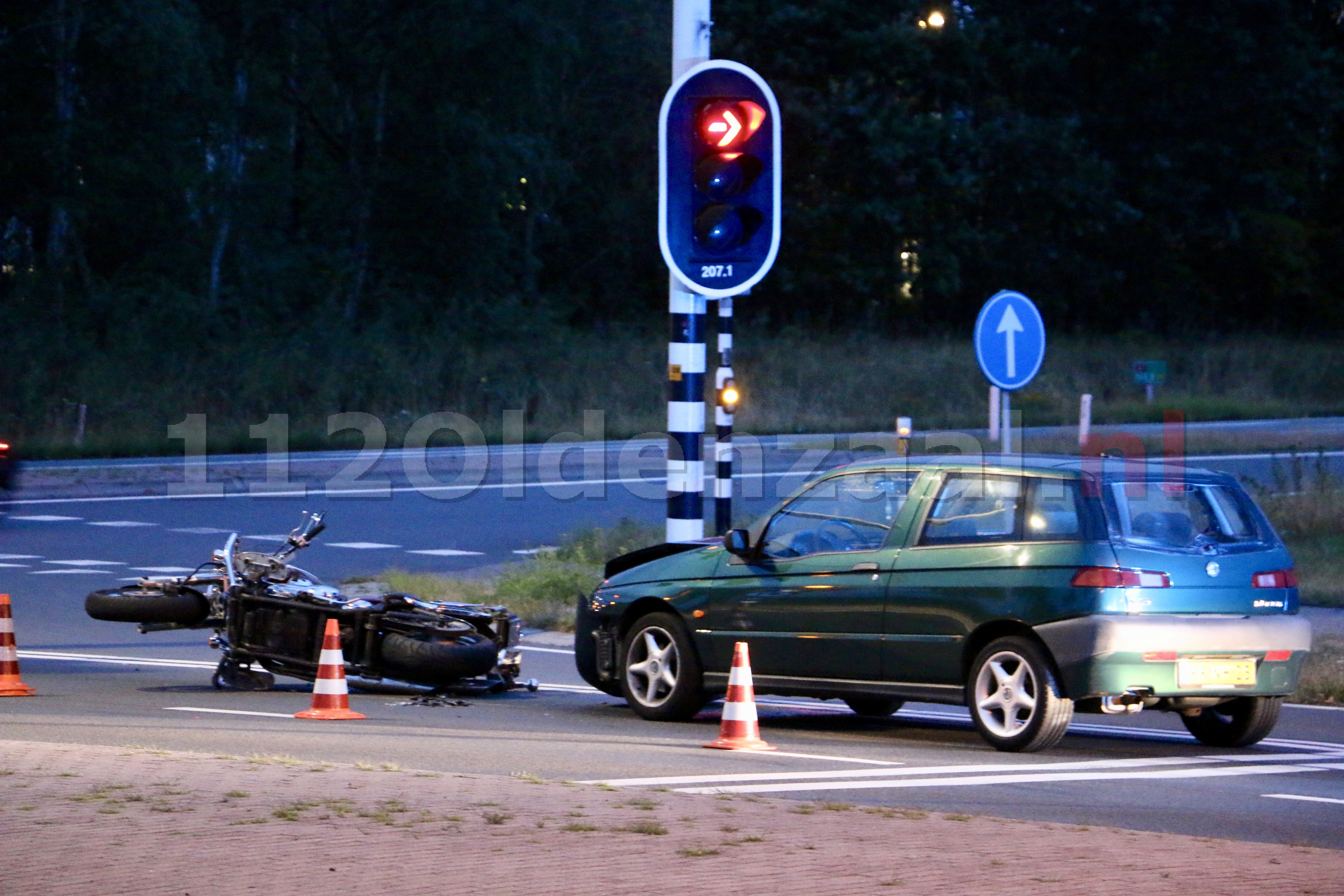 UPDATE: Man onder invloed en verlopen rijbewijs veroorzaakt ongeval in Oldenzaal