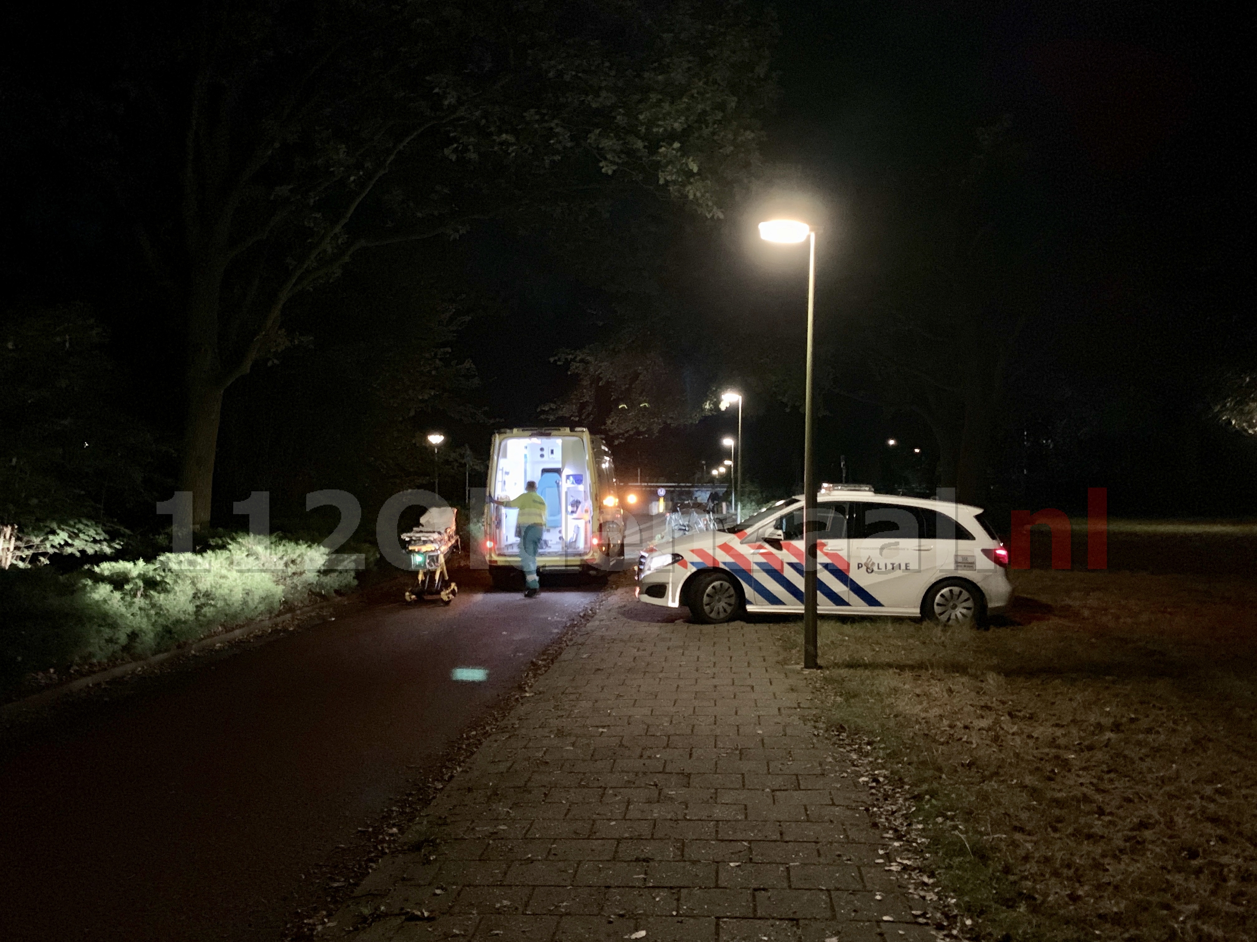 Fietser gewond naar het ziekenhuis na val