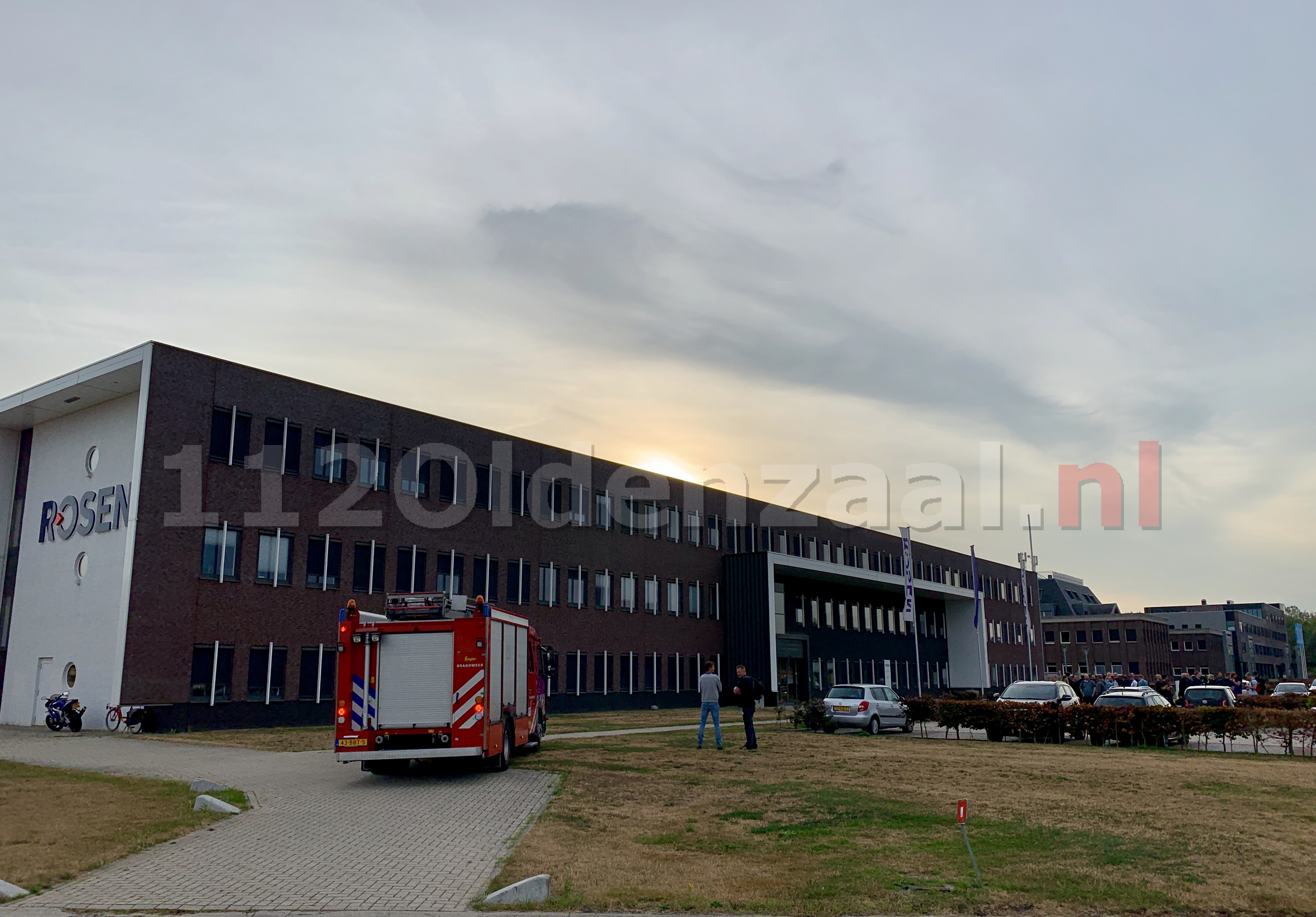 Brandweer rukt uit voor brandmelding bij bedrijf in Oldenzaal