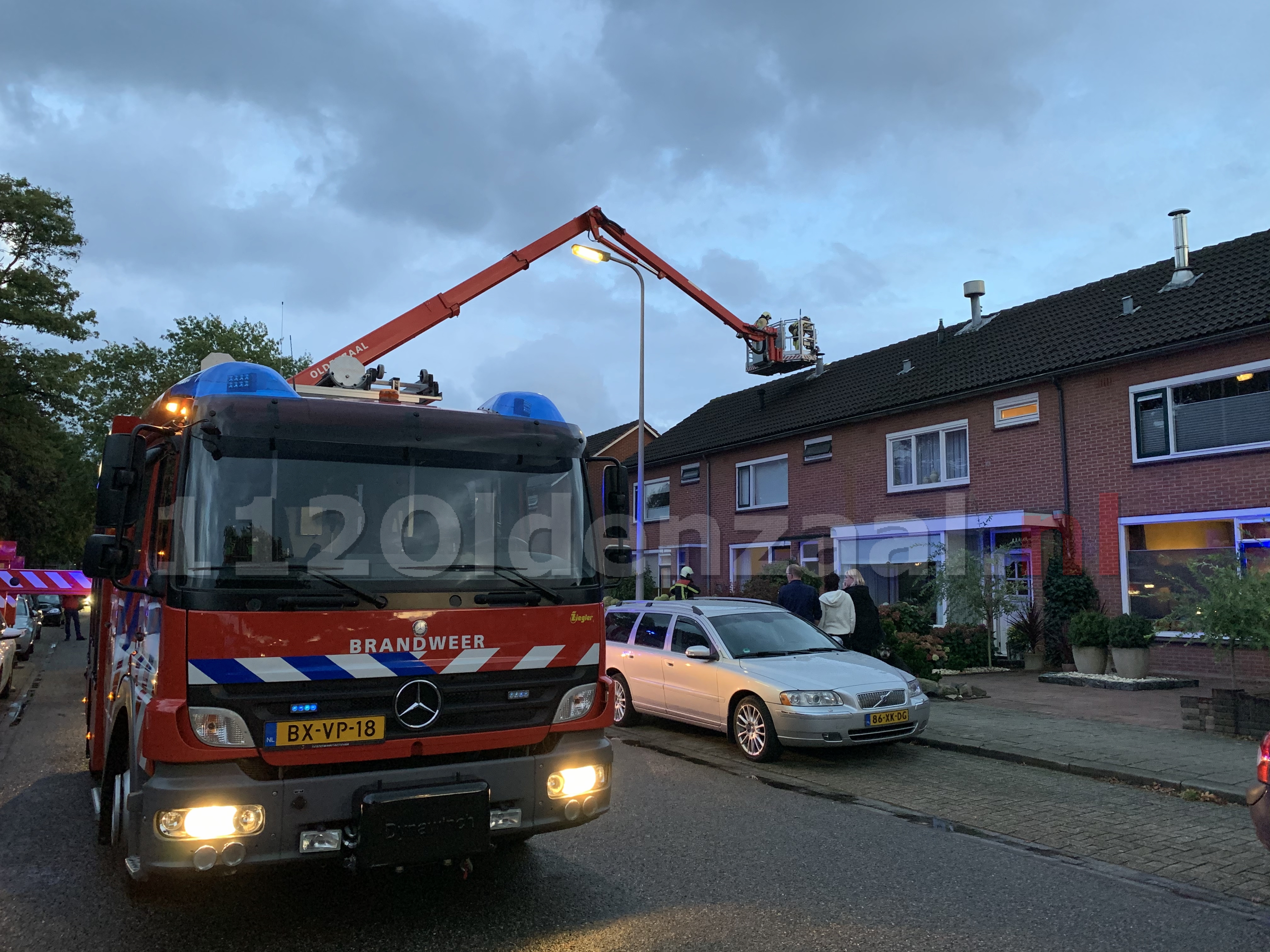 Brandweer rukt uit voor schoorsteenbrand Toon Borghuisstraat Oldenzaal