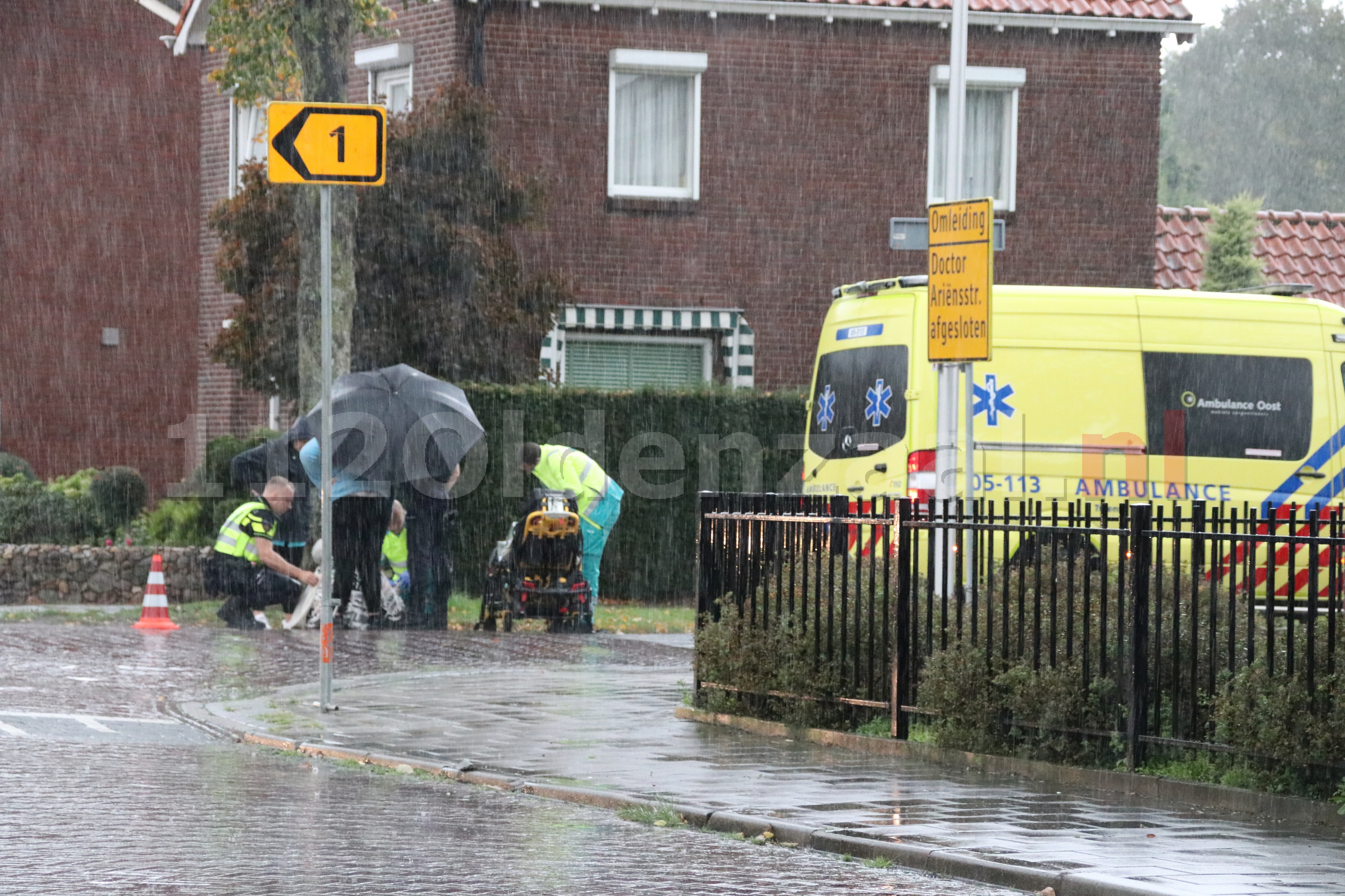 Fietsster gewond naar het ziekenhuis na ongeval in Oldenzaal