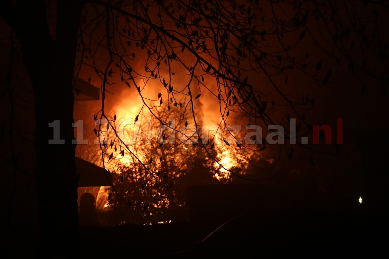 Uitslaande schuurbrand Sportlaan Oldenzaal