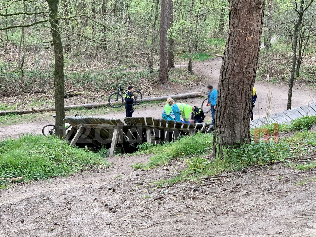 Mountainbiker gewond bij ongeval op Hulsbeek