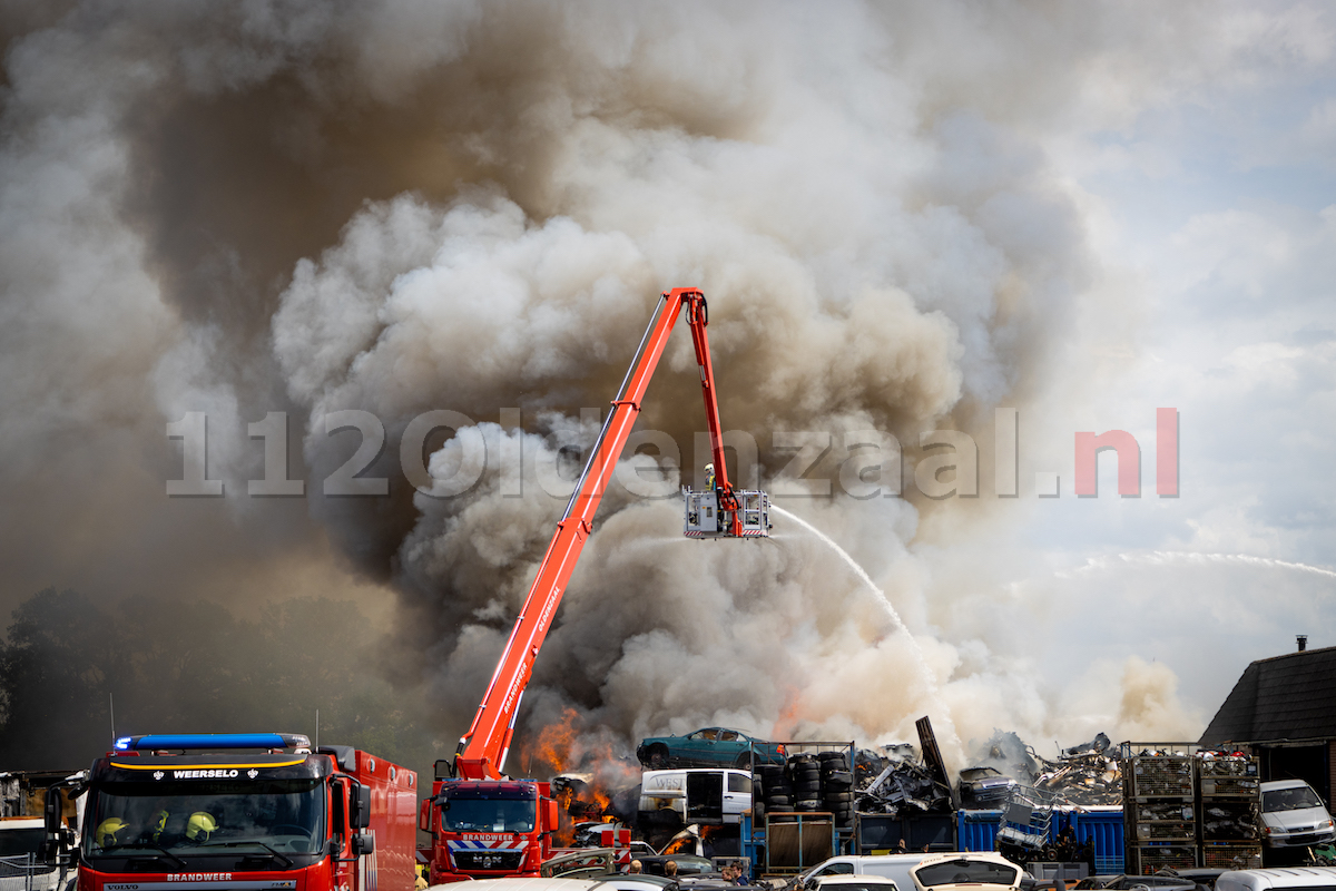 Brand De Lutte: Sein brand meester gegeven; Nablussen zal uren in beslag nemen