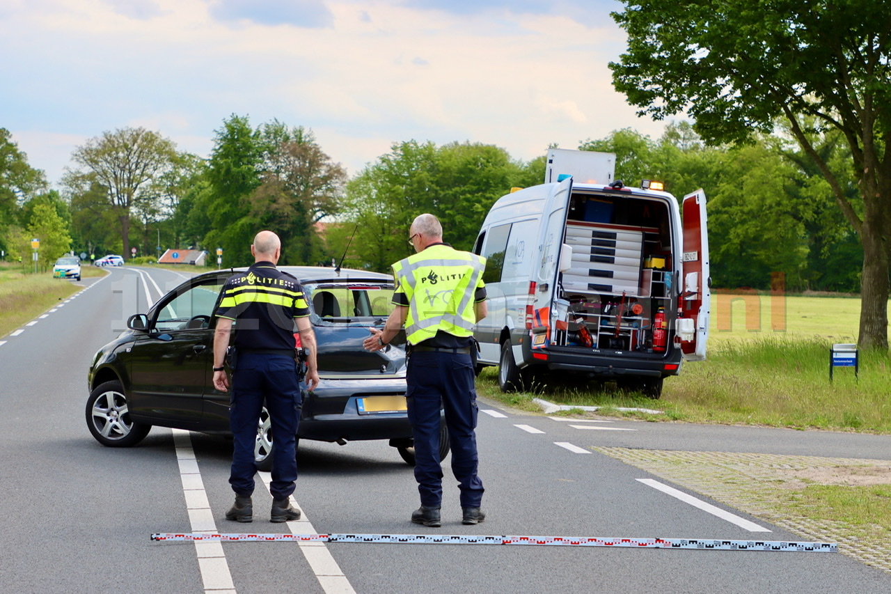 UPDATE (Fotos): Ernstig ongeval tussen Weerselo en Fleringen; traumahelikopter ingezet