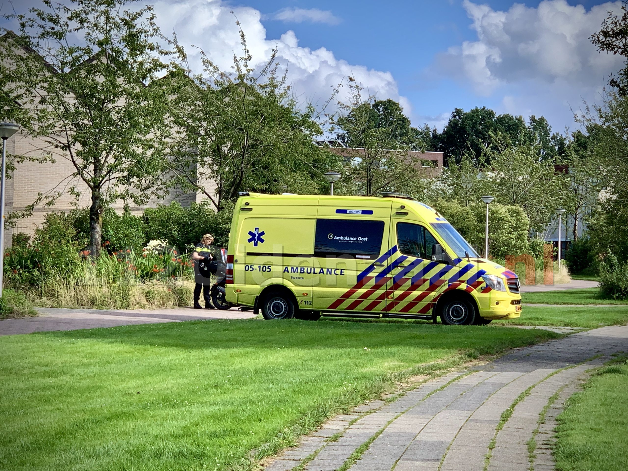Snorfietser gewond na aanrijding met fietser in Oldenzaal