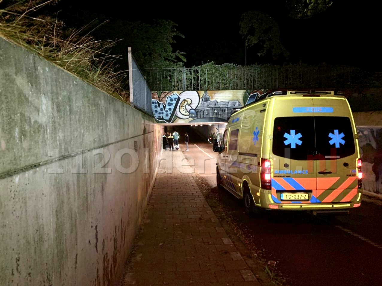 Fietser gewond naar het ziekenhuis na val