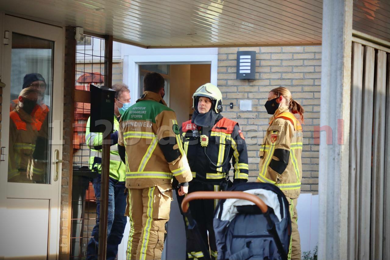 Brandweer rukt uit voor melding gaslucht in woningen Oldenzaal