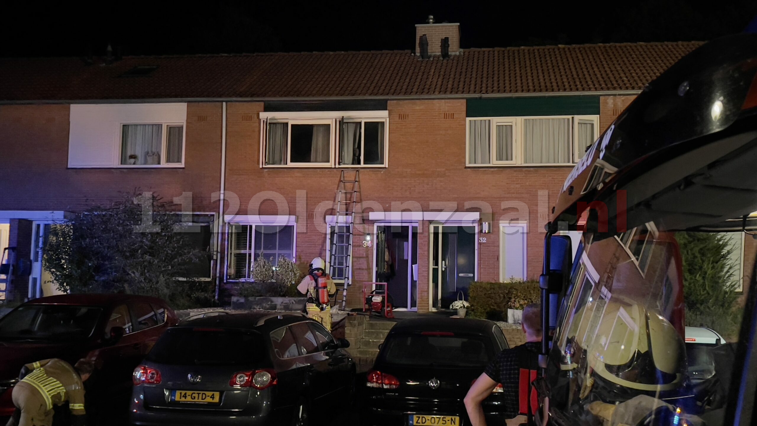 Brandweer rukt uit voor woningbrand Vlier Oldenzaal