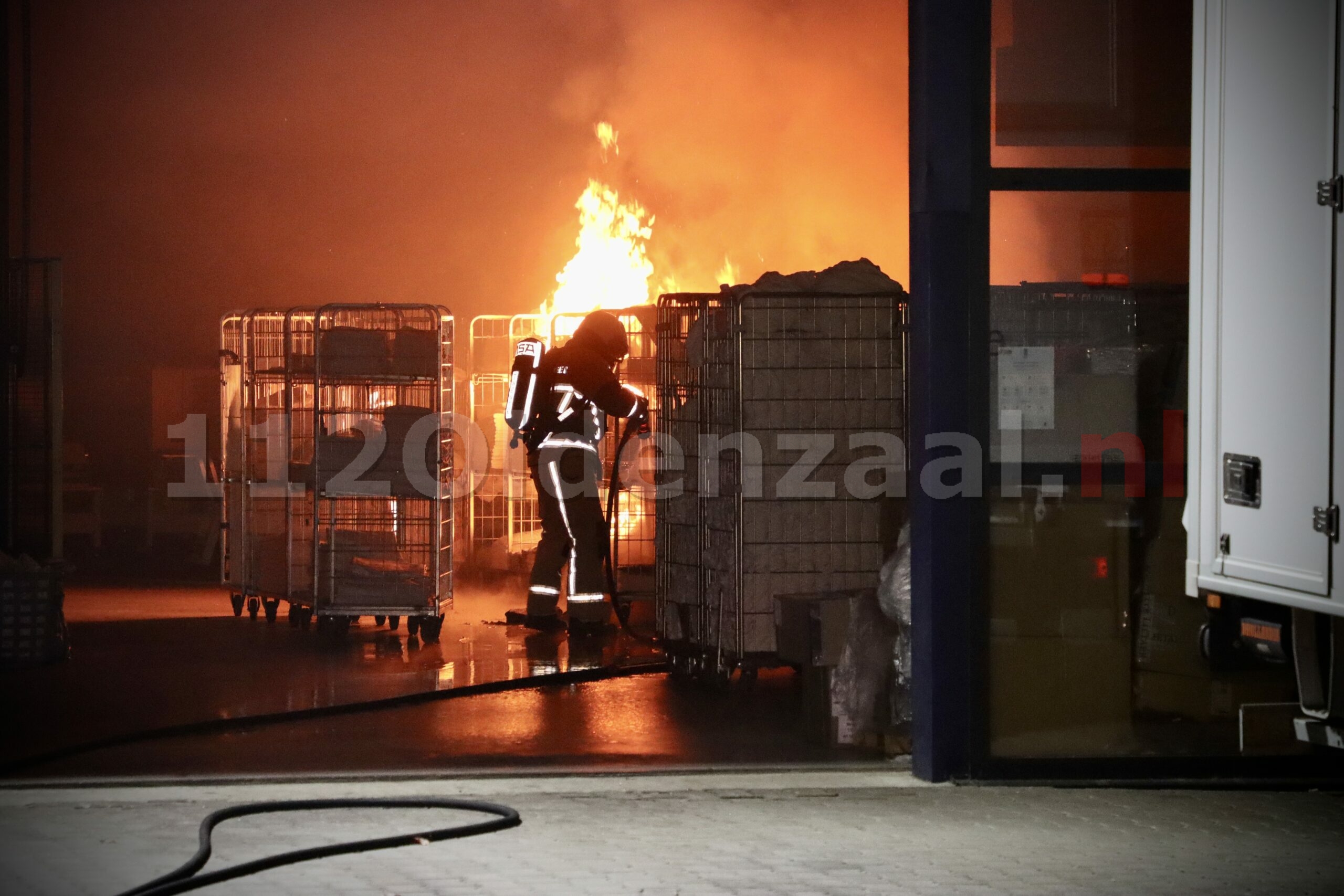 Felle brand bij wasserij Engelbertink Oldenzaal